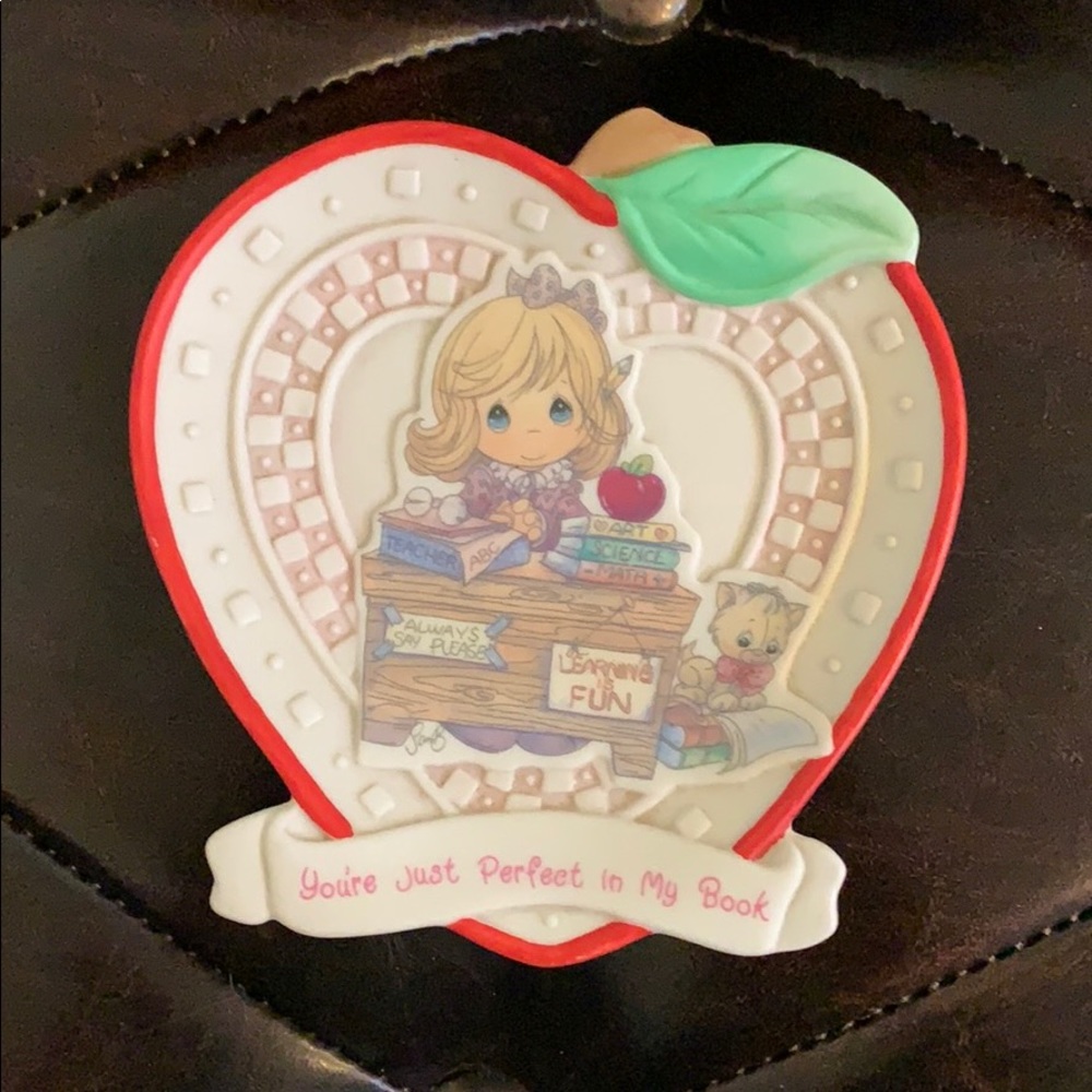 Precious Moments Teachers Plaque 1997 - new in box